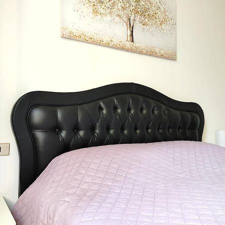 Mazzini Apartment - The V Collection ตูราเต ภายนอก รูปภาพ